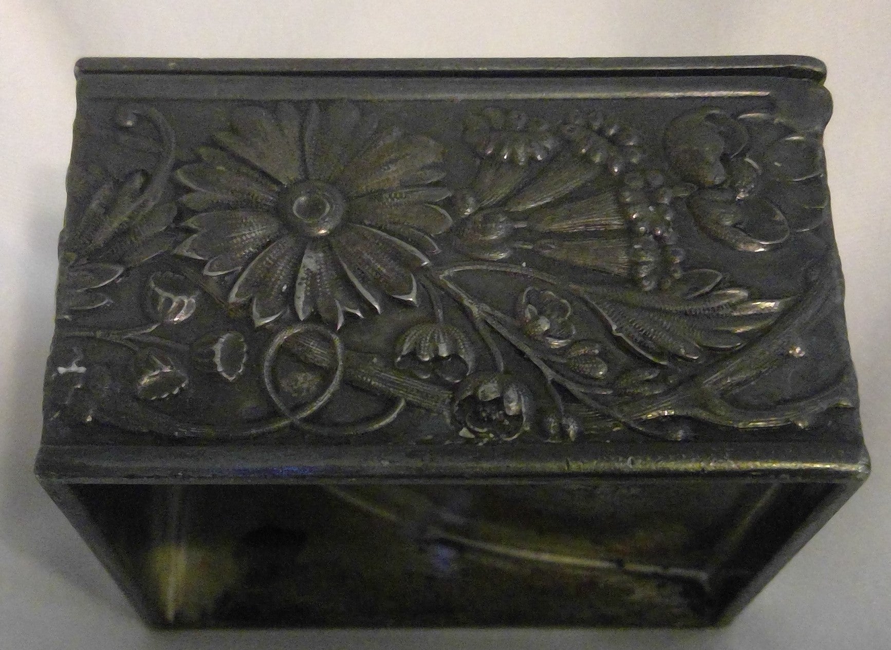 Antique Art Nouveau silver plate Simpson Hall Miller & Co. stamp box