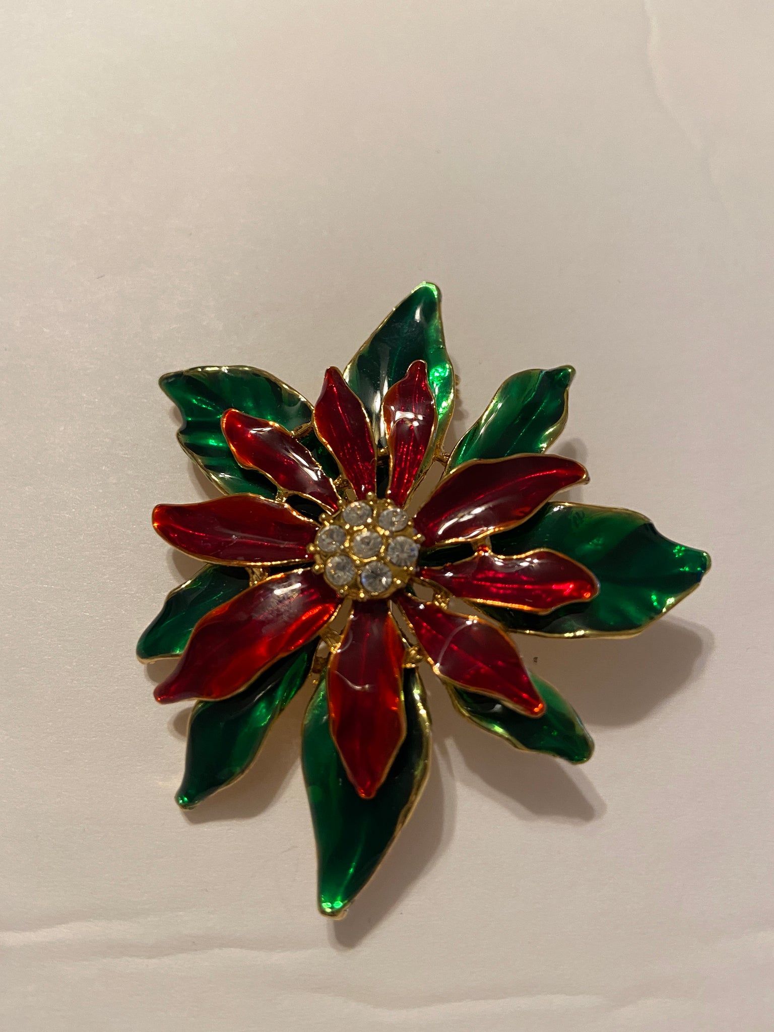 Beautiful Enamel and Rhinestone Pointsettia Gold plate Brooch