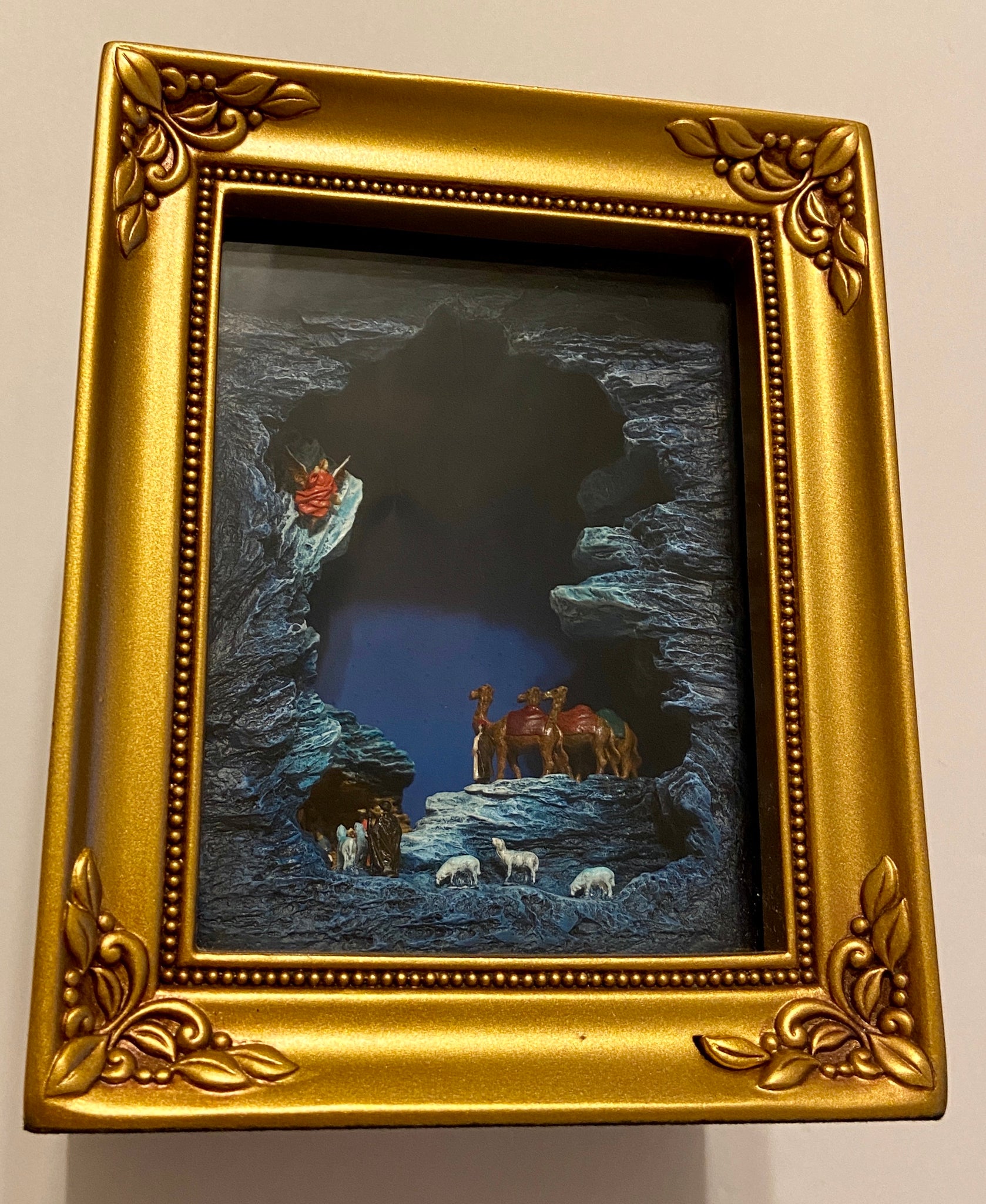 “The Guiding Light” Nativity Robert Olszewski Masterpiece Gallery of Light Collection