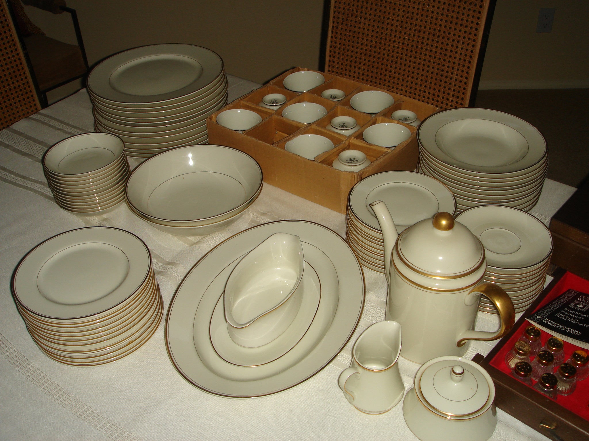 Ivory China-Mikasa- L2801-Trousdale