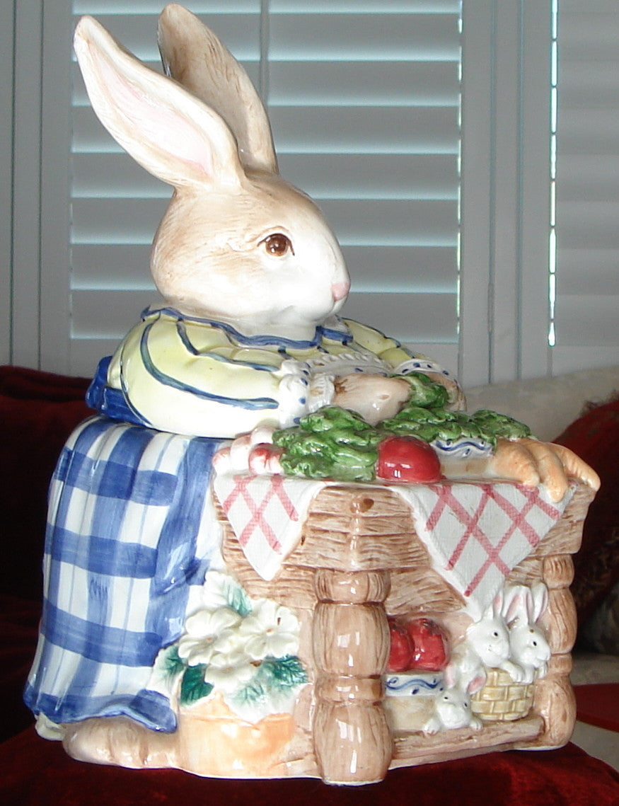 Fitz & Floyd 1993 "Mother Rabbit Preparing Dinner" Cookie Jar!