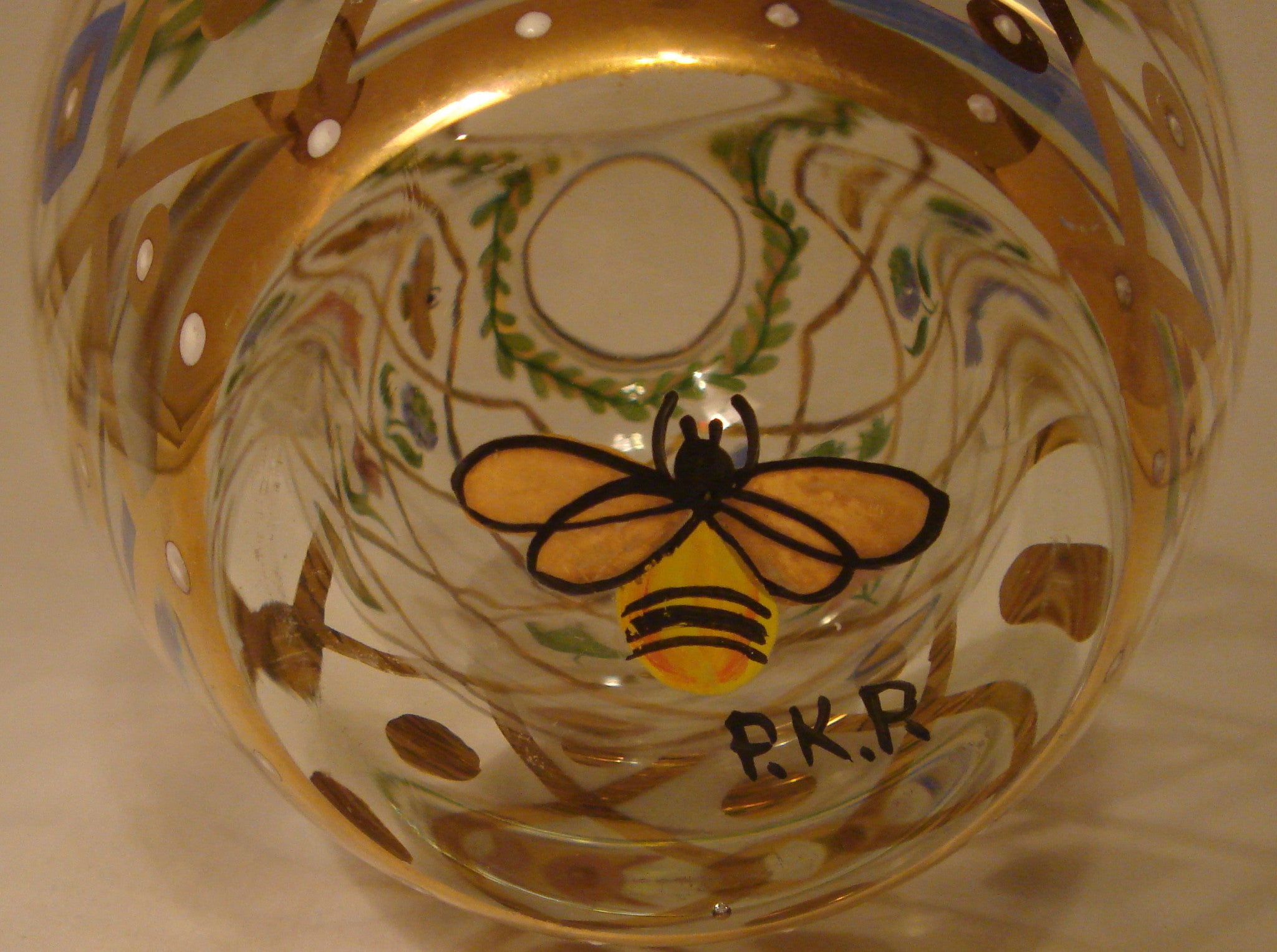 "Bees & Flowers on Trellis" Large Glass Vase