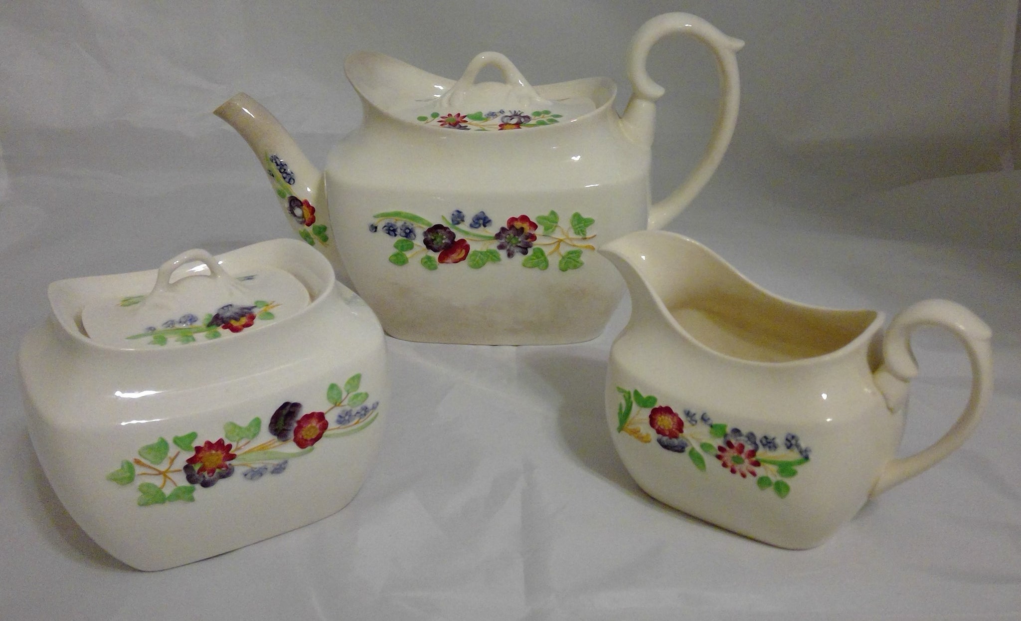 Copeland Spode "Golden State" Teapot, Creamer, Sugar.