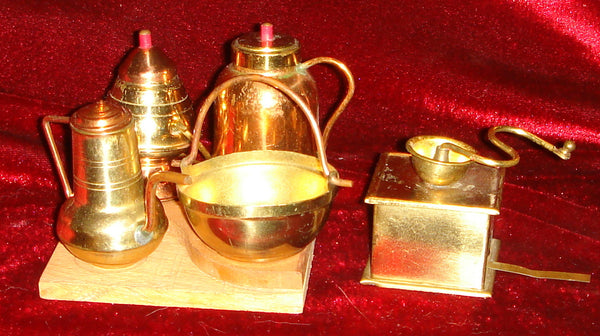 Miniature Brass and Copper Kitchen Set (12)