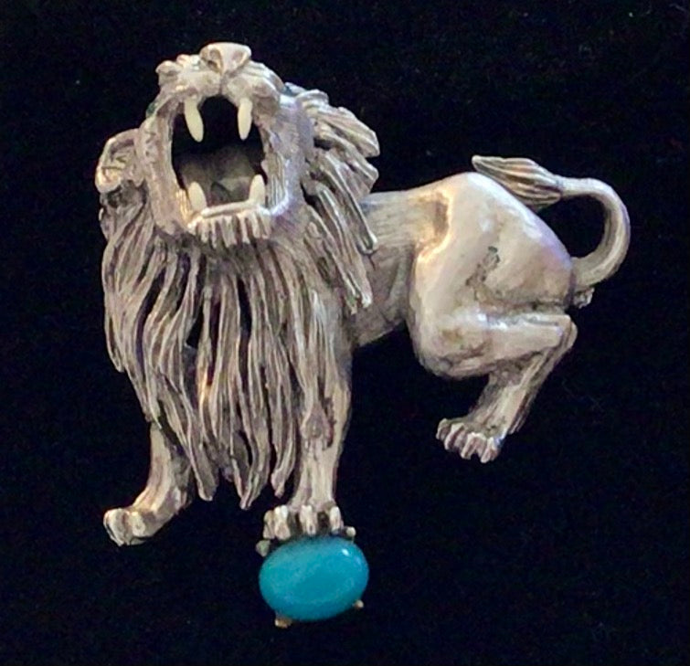 Hattie Carnegie Fierce Lion (Guardian Lion) Brooch